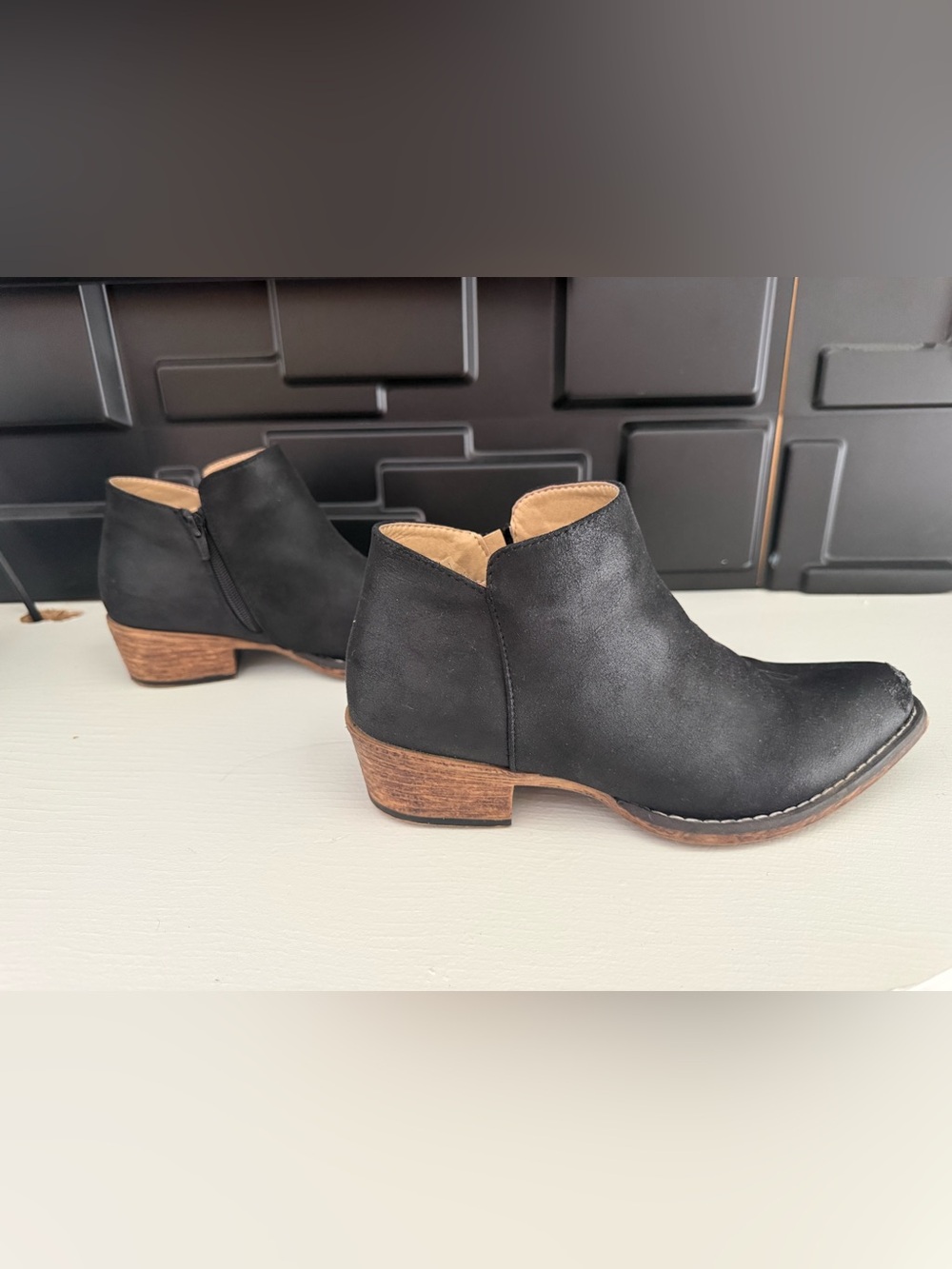 Black Women’s Ankle Boots - Justin Ropers Low Heel Size 8